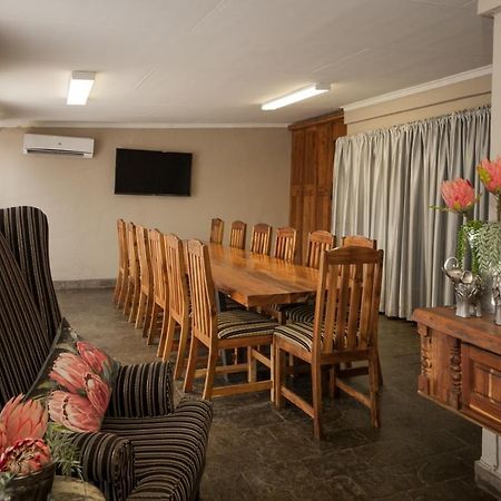 Ivory Tusk Lodge Tzaneen Buitenkant foto