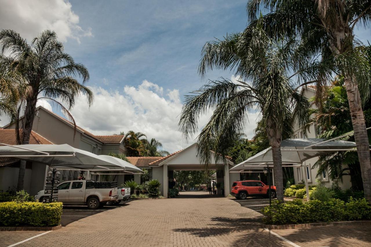 Ivory Tusk Lodge Tzaneen Buitenkant foto