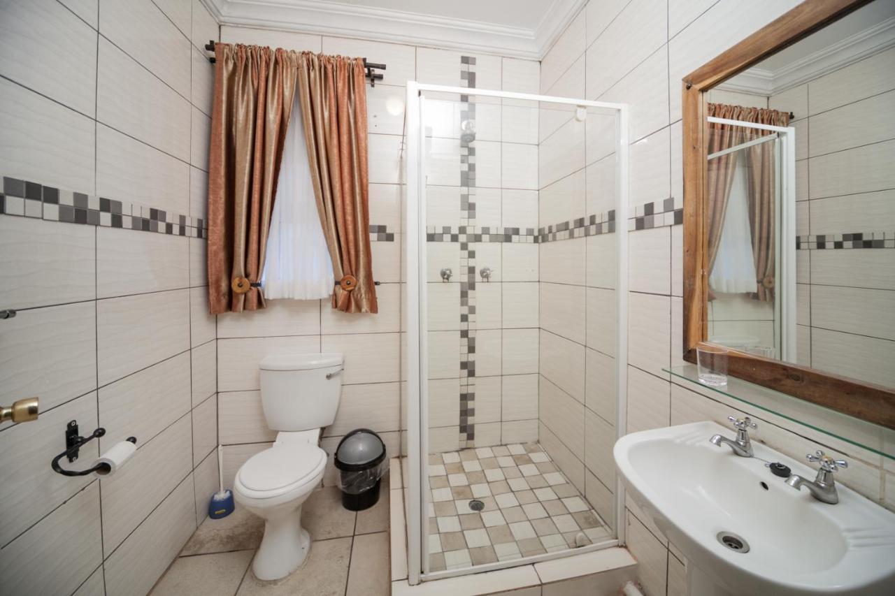 Ivory Tusk Lodge Tzaneen Buitenkant foto