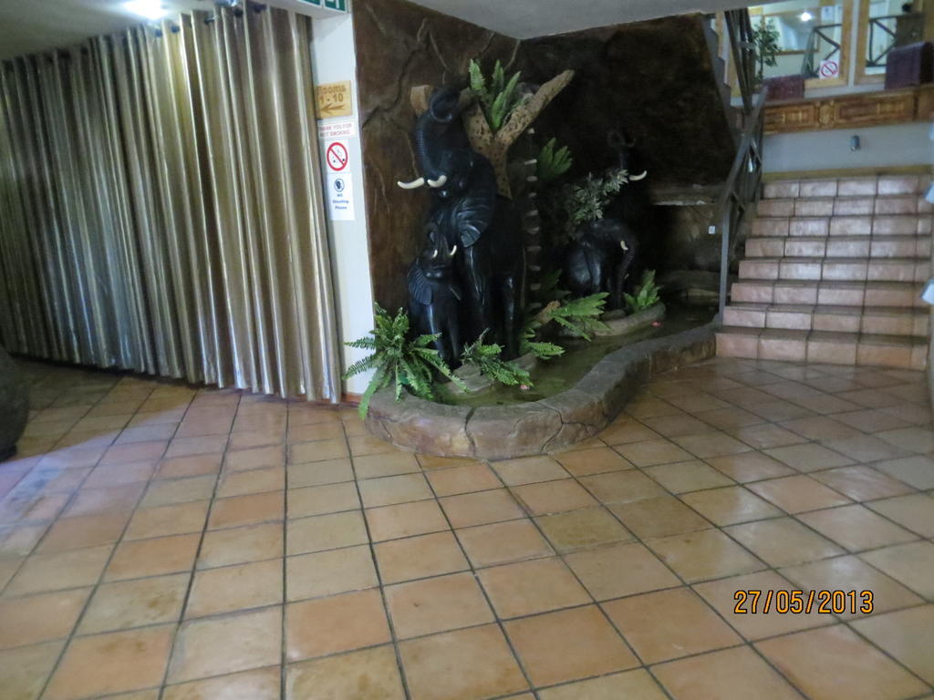 Ivory Tusk Lodge Tzaneen Buitenkant foto