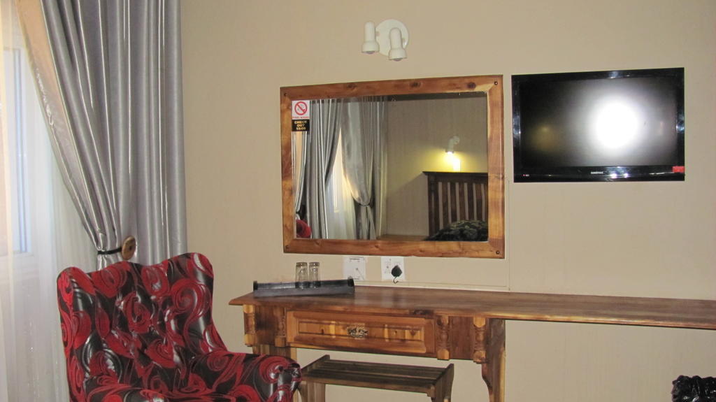 Ivory Tusk Lodge Tzaneen Kamer foto