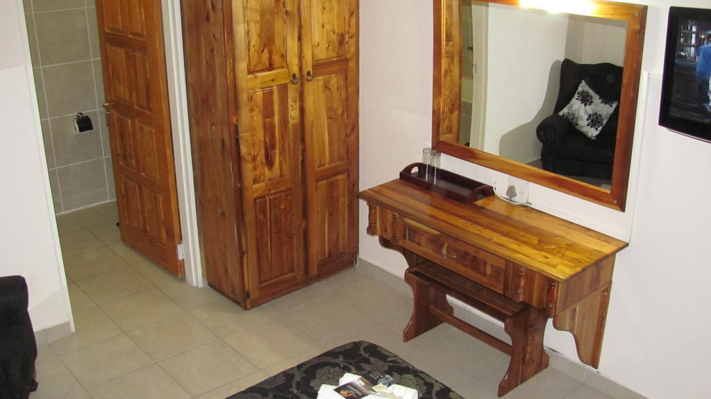 Ivory Tusk Lodge Tzaneen Kamer foto